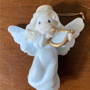 Precious Moments “Joy to the World” Angel with Harp Ornament 1997